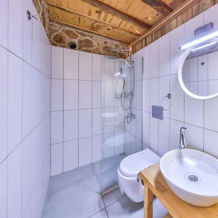 Appartement Bademlique Stone Kaş