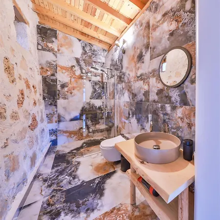 Bademlique Stone Appartement Kaş
