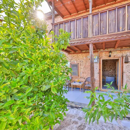 Bademlique Stone Lägenhet