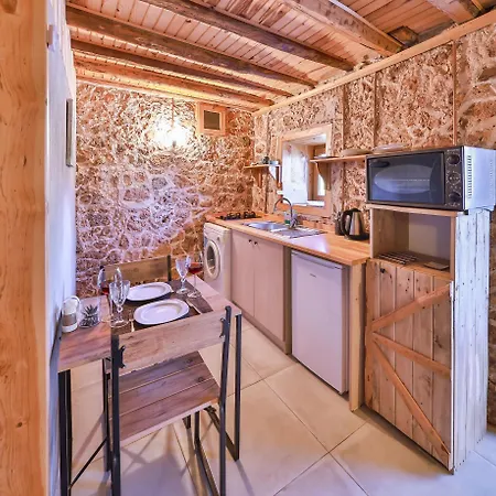 Bademlique Stone Kaş