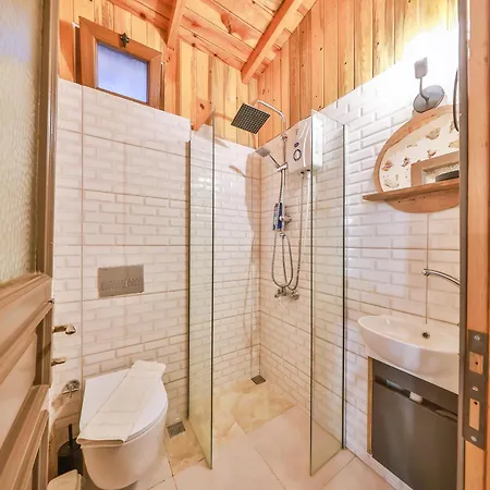 Lägenhet Bademlique Stone